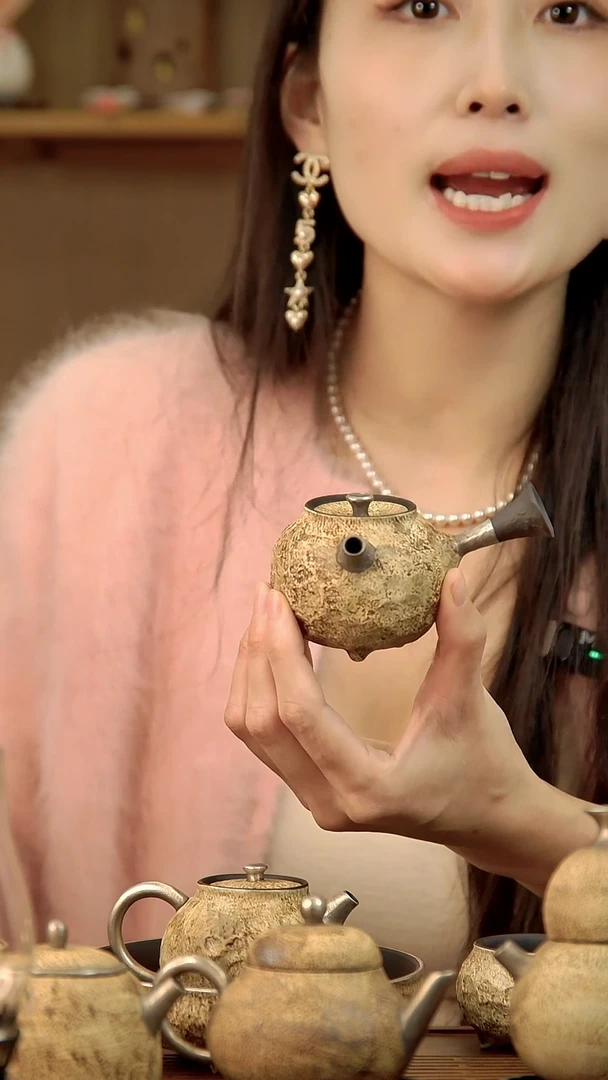 言野手作 粉引仿古三足侧把壶