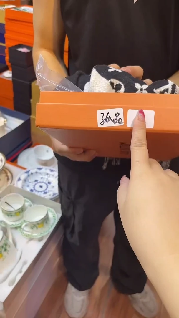 杯鸿辉家品牌瓷器，京东包邮！