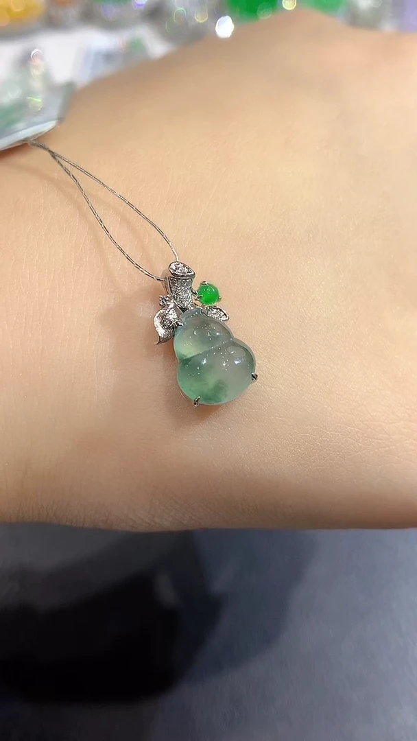 吊坠(不含链)18K金镶嵌翡翠18-吊坠小滴溜