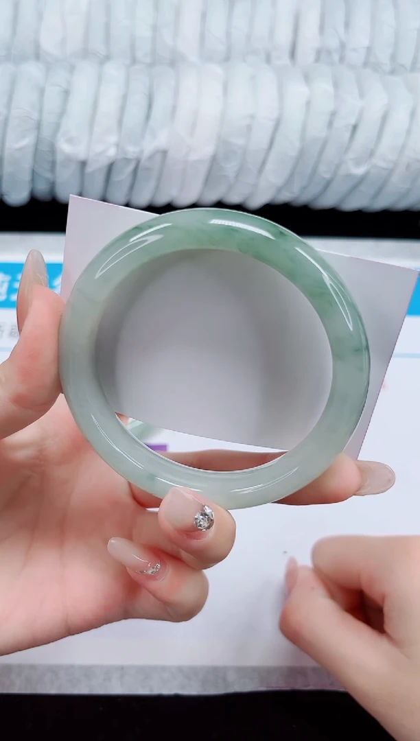 未镶嵌手镯石英质玉63-60/61