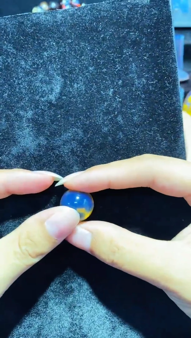 蓝珀未镶嵌珠宝奇石爱****鱼17单珠