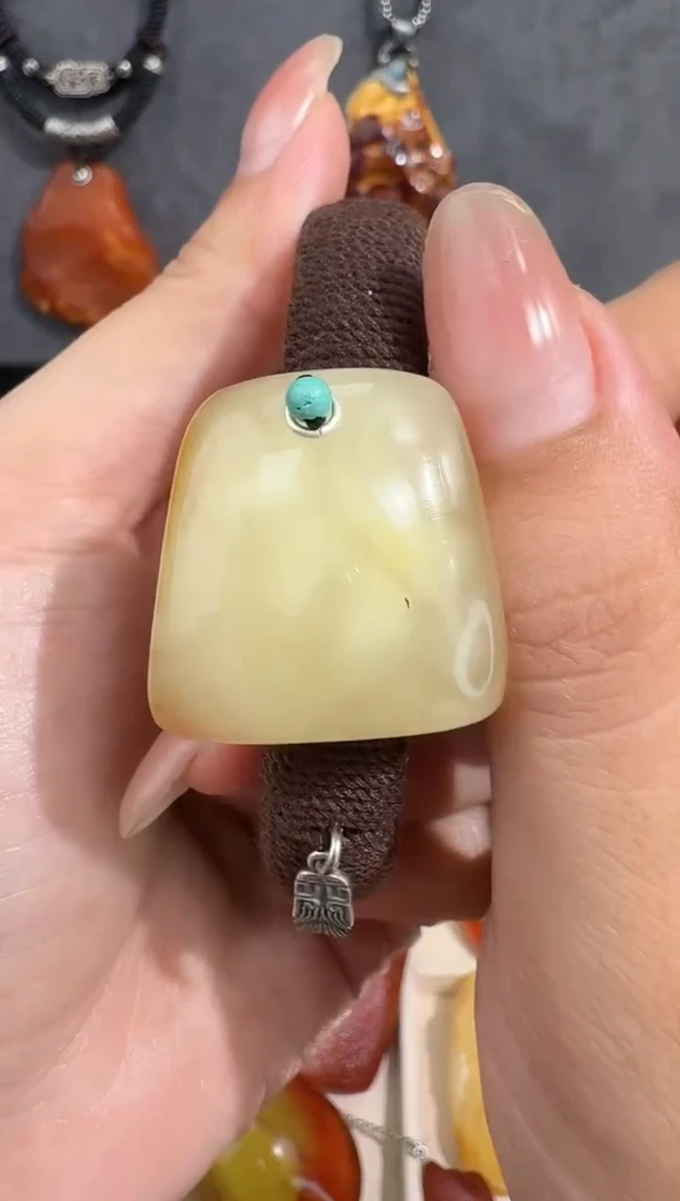 裸石琥珀未镶嵌琥珀
