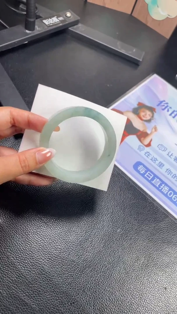 未镶嵌手镯定制翡翠?****?SZAJC02DZS