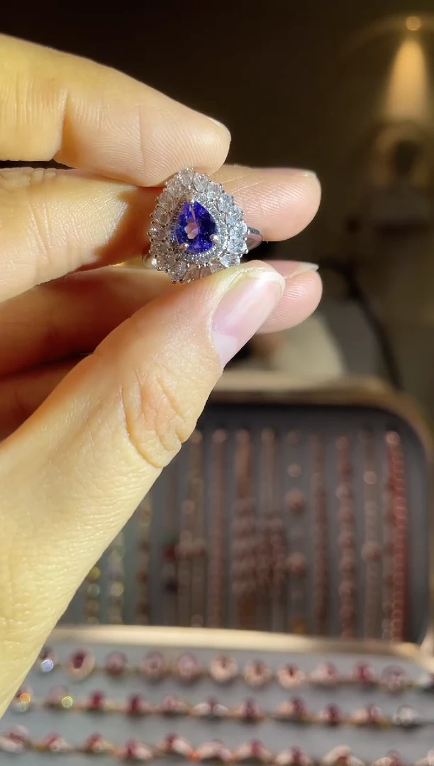 银S925镶嵌手饰坦桑石手饰