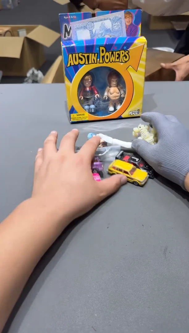 南****员小四孤品收藏中古品