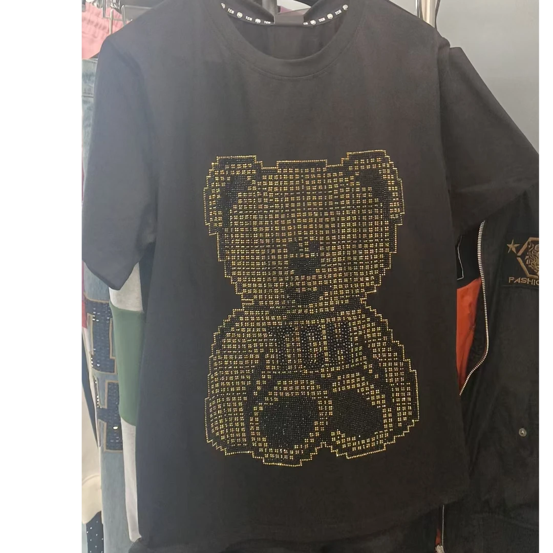 奥莱-TCH网纹小熊烫钻衣服黑色金钻短袖男女同款T恤T21110C6160