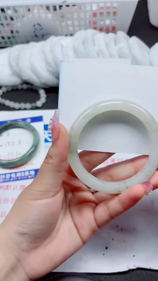 石英质玉手镯未镶嵌A9-57.58