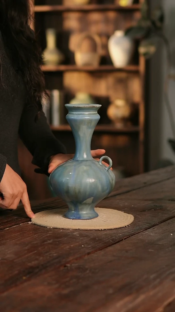 摆件14-82高28口6误差2无孔