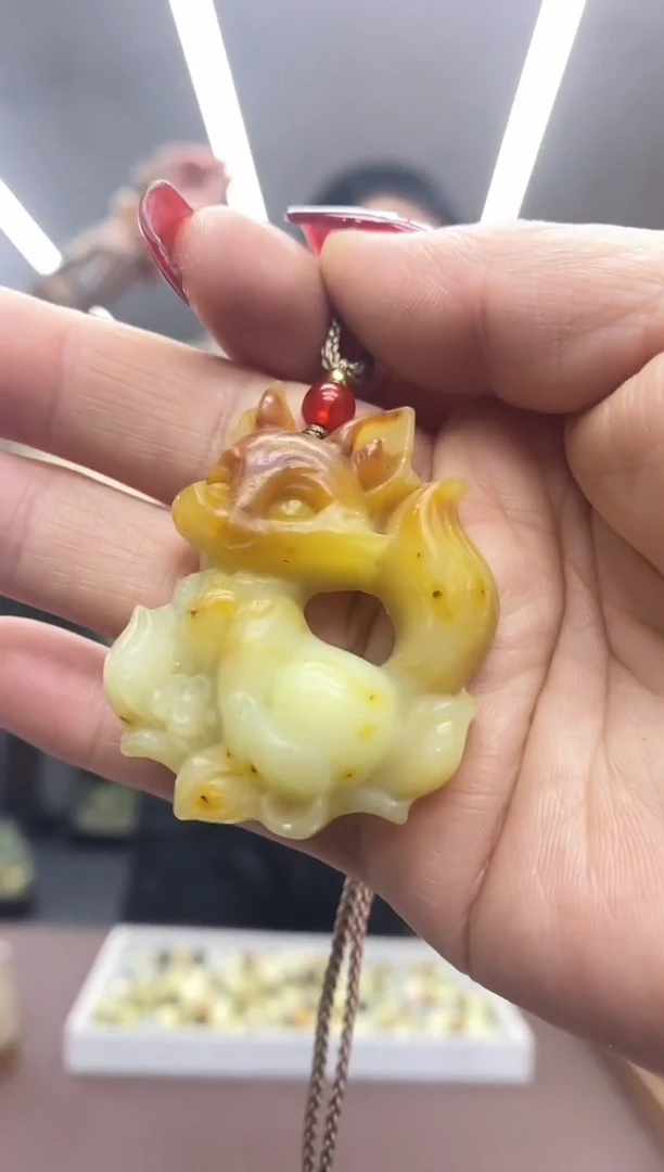 【闪购商品】岫玉狐狸未镶嵌多样式发货随机发一