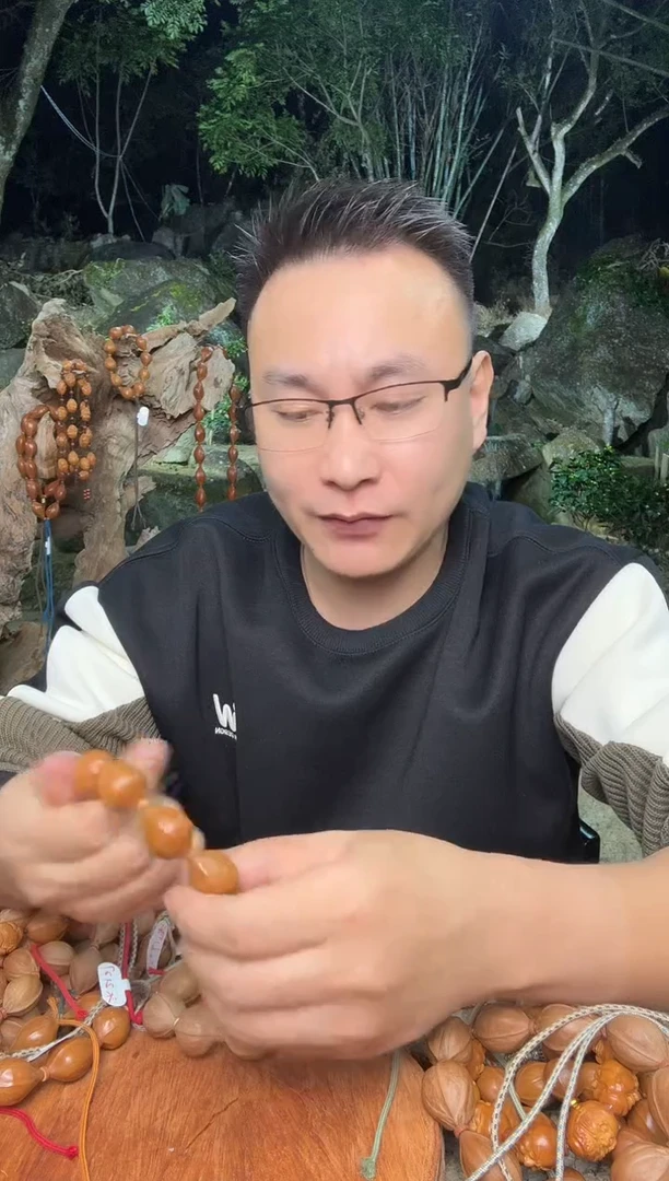 手串橄榄核?***乐20.27头货梅林铁核