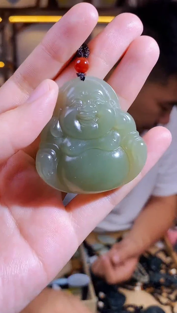 和田玉未镶嵌颈饰1