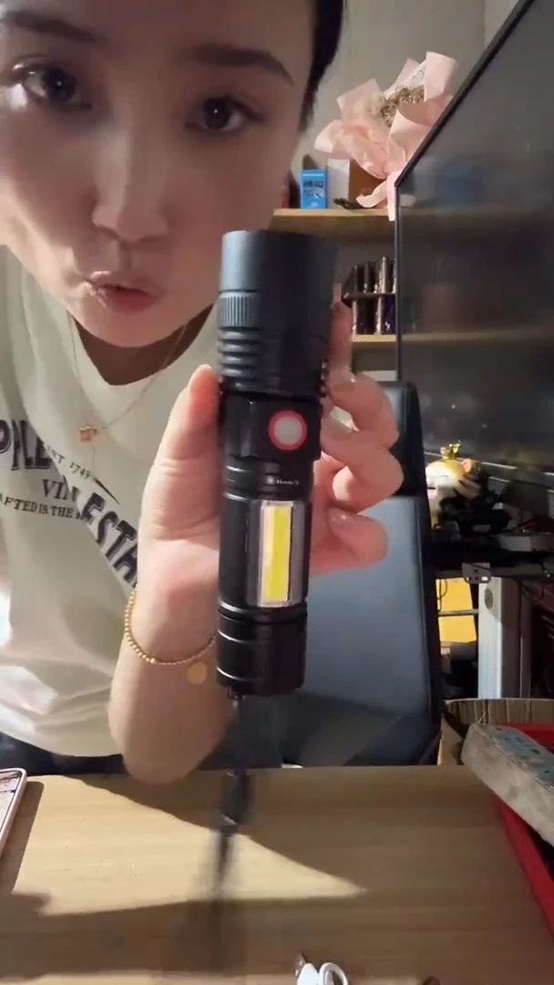 孤品手电T6灯珠福利