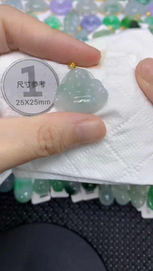 颈饰18K金镶嵌翡翠11111111111