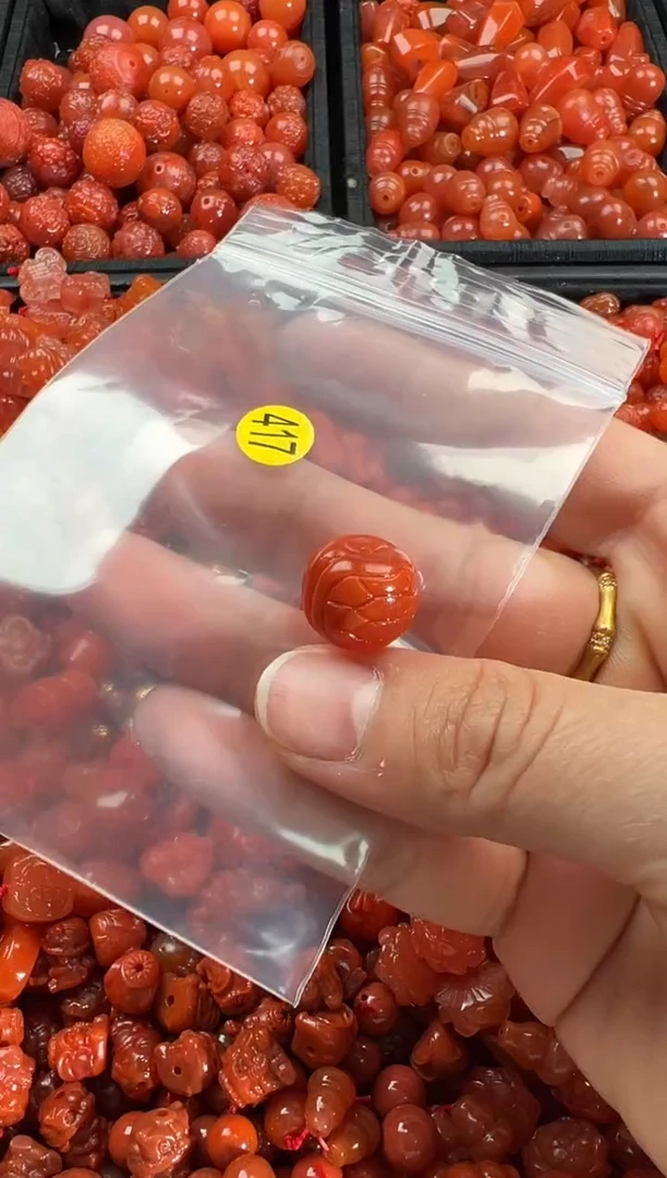 【闪购商品】南红玛瑙颈饰未镶嵌1