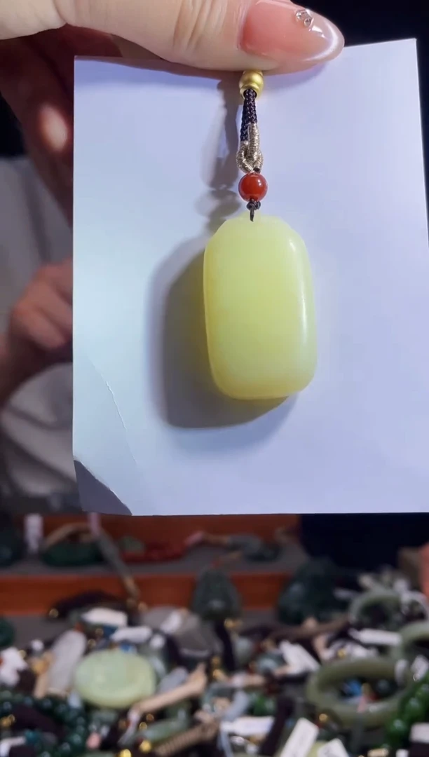 【闪购商品】和田玉颈饰未镶嵌拍一发一