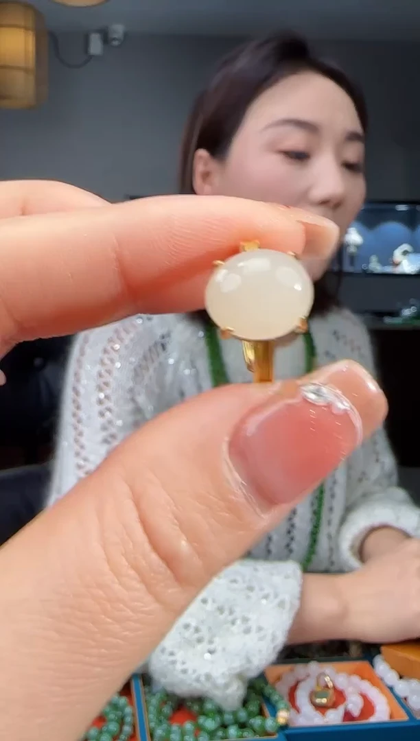 银S925镶嵌戒指和田玉1