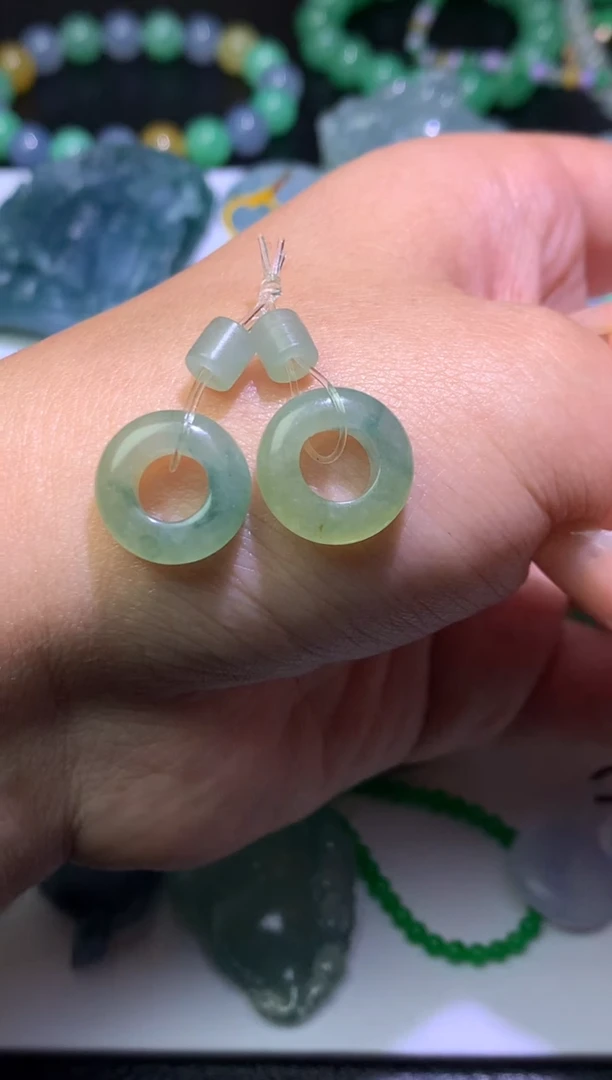 未镶嵌定制翡翠毛货