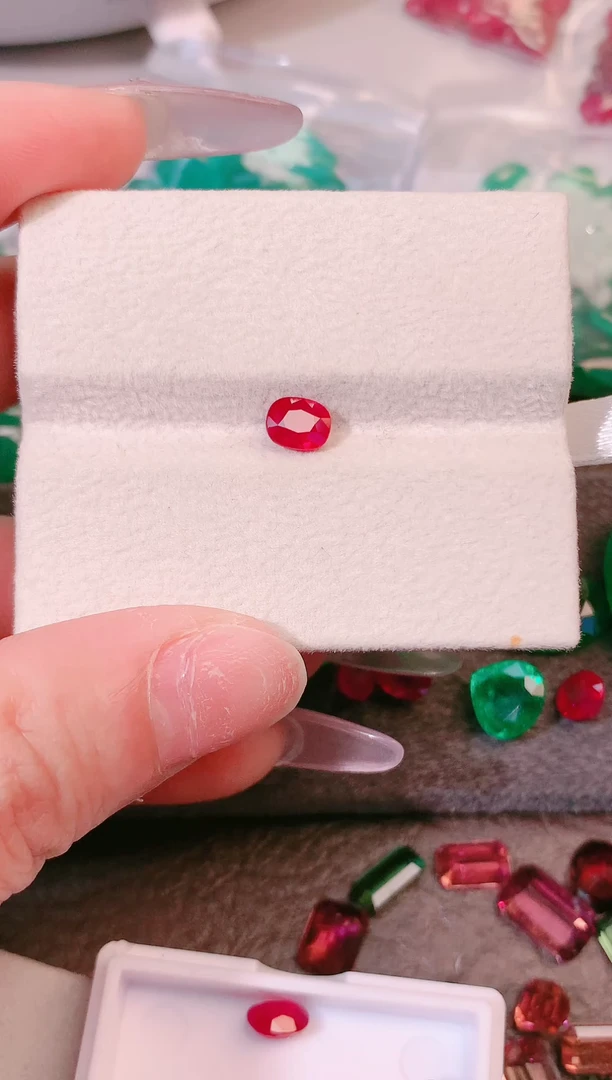 裸石红宝石1.04ct