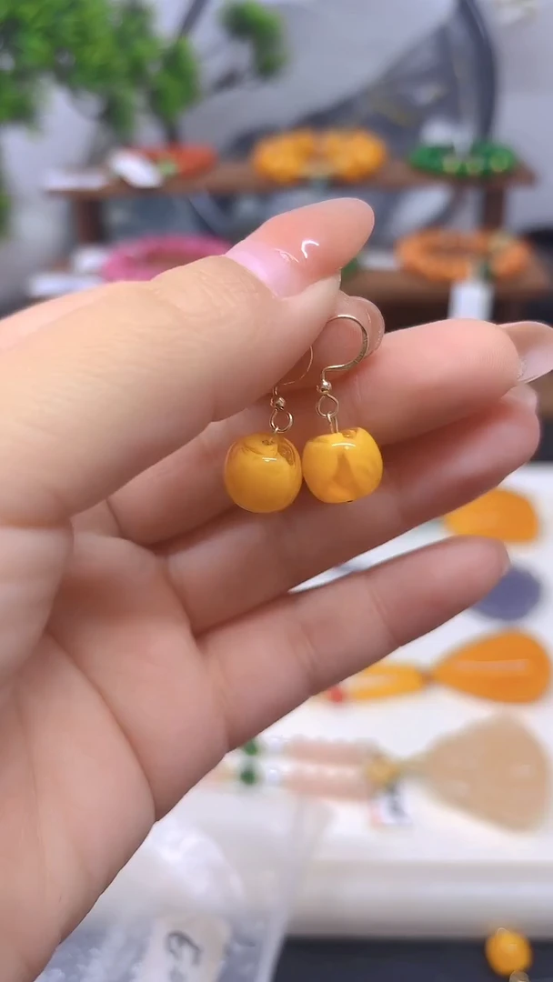 蜜蜡14K金镶嵌耳饰E01