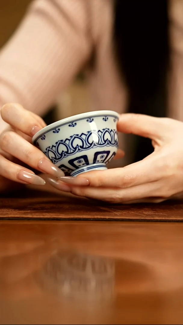 【闪购商品】瓷片朗月阁