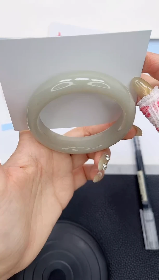 石英质玉手镯未镶嵌76-56.2