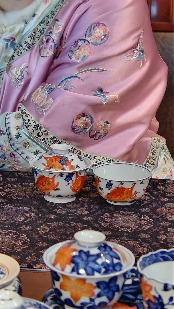 描金鳜鱼盖碗130毫升加主人杯70毫升。。。。。。