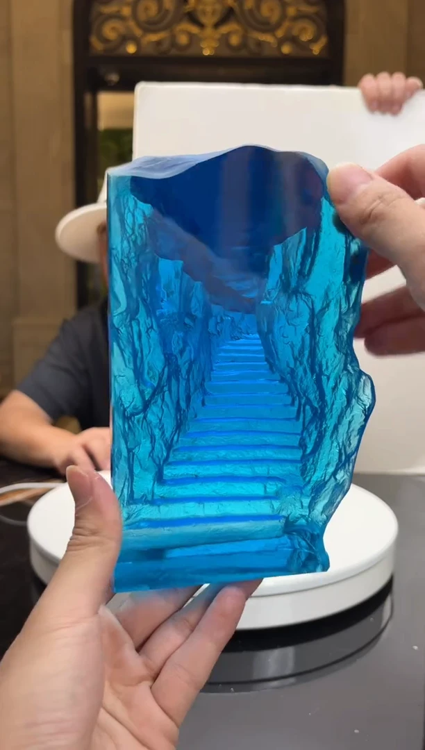 【闪购商品】摆件AJ06616宝石蓝高升路艺术摆件