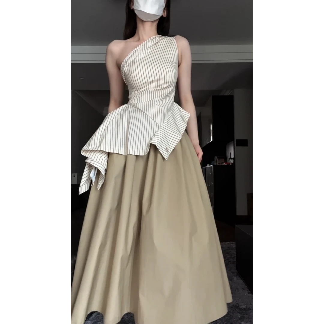 parkyeon韩系气质不规则斜肩条纹吊带上衣搭配高腰A字伞裙套装
