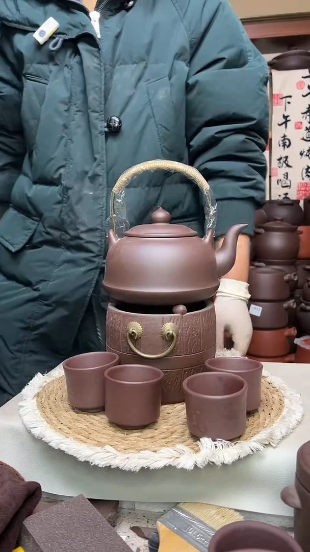 宜兴紫砂微瑕碳炉+煮水壶1100CC，+4个主人杯