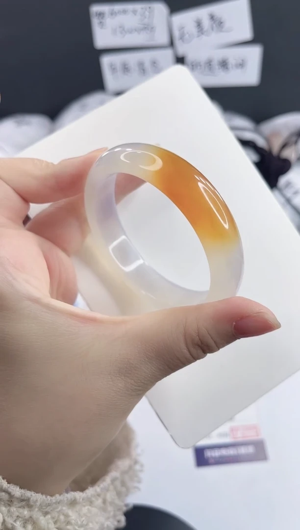 未镶嵌手镯石英质玉多样性发货V50