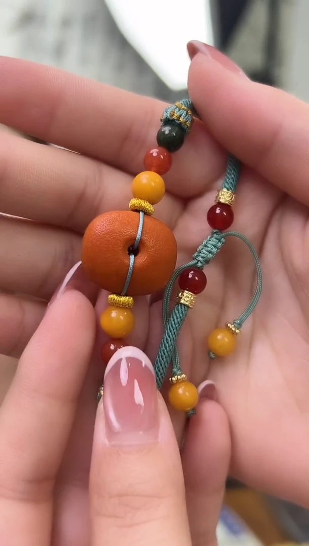 未镶嵌蜜蜡裸石琥珀蜜蜡手绳多样性发一条