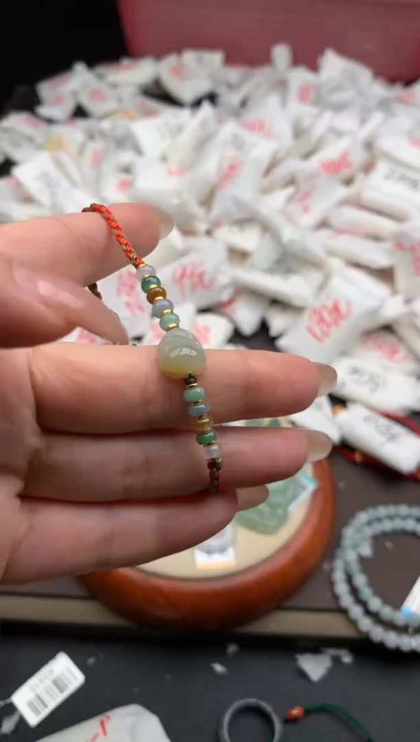 【闪购商品】翡翠手绳未镶嵌一