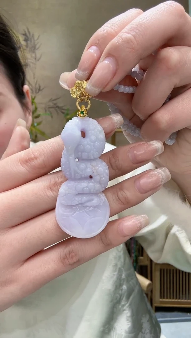 【闪购商品】翡翠颈饰未镶嵌吊坠