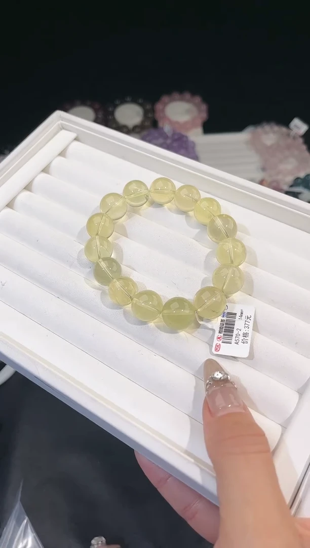 【闪购商品】水晶手链未镶嵌多样性发一黄泡泡14mm