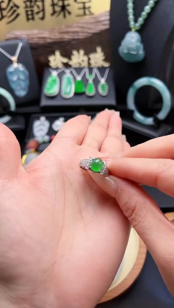 【闪购商品】翡翠戒指18K金镶嵌戒指