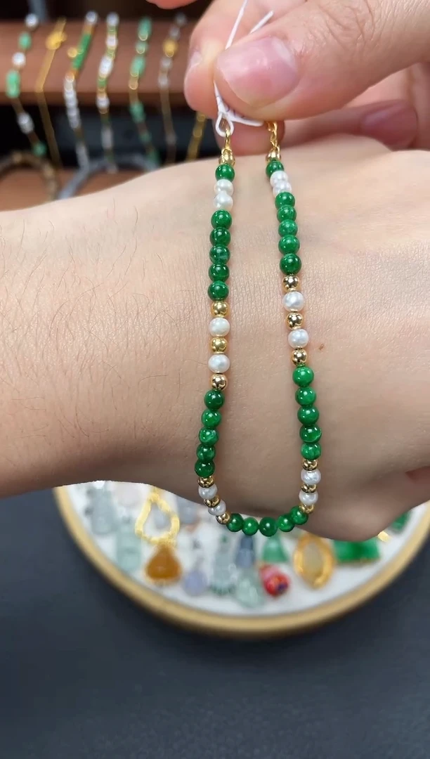 【闪购商品】翡翠套链18K金镶嵌多样性发货一个   JK486