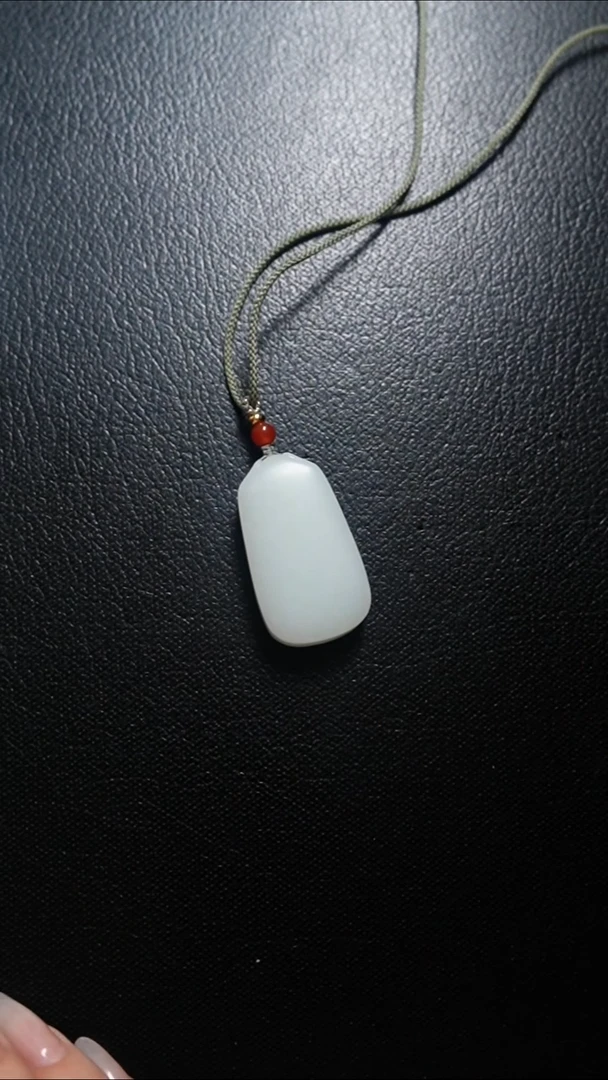 颈饰未镶嵌和田玉无事牌