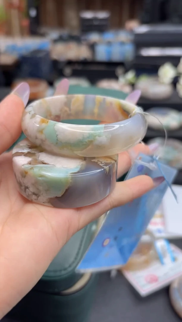 未镶嵌手镯石英质玉A59(55圈赠送镯心)