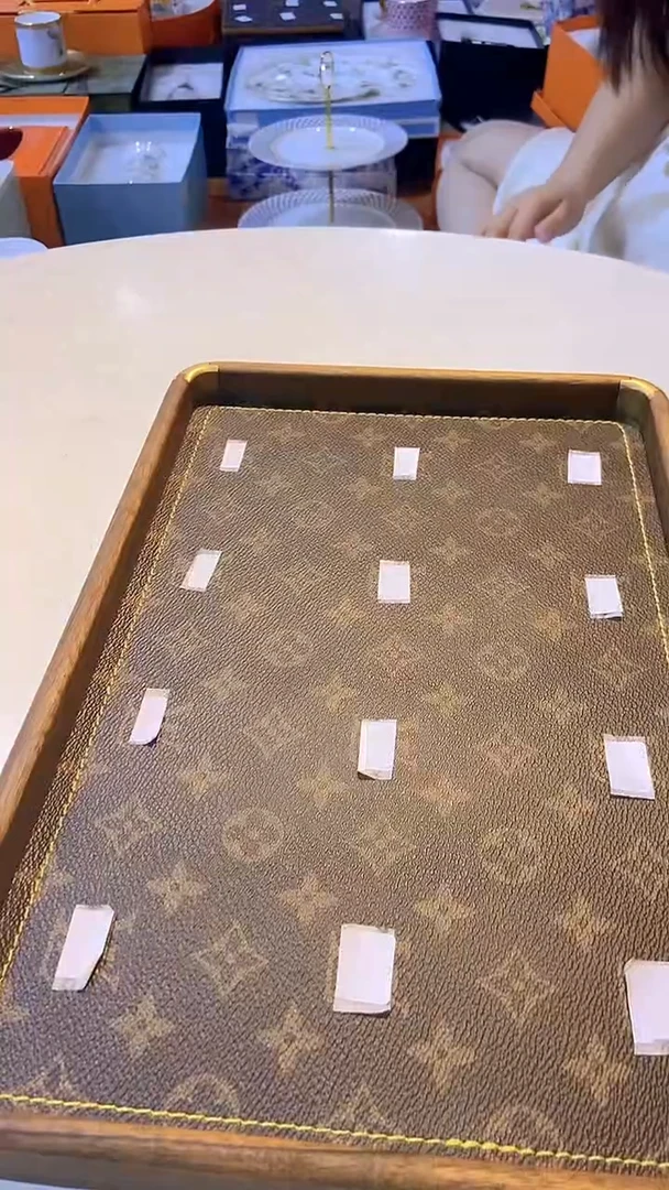 杯鸿辉家品牌瓷器，京东包邮！