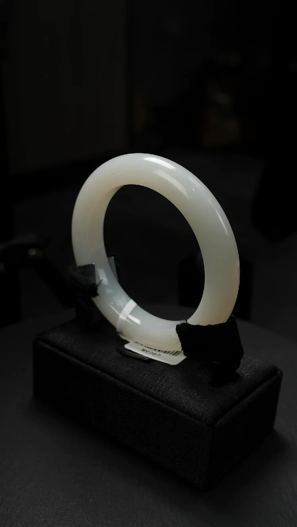 未镶嵌手镯和田玉白玉手镯56