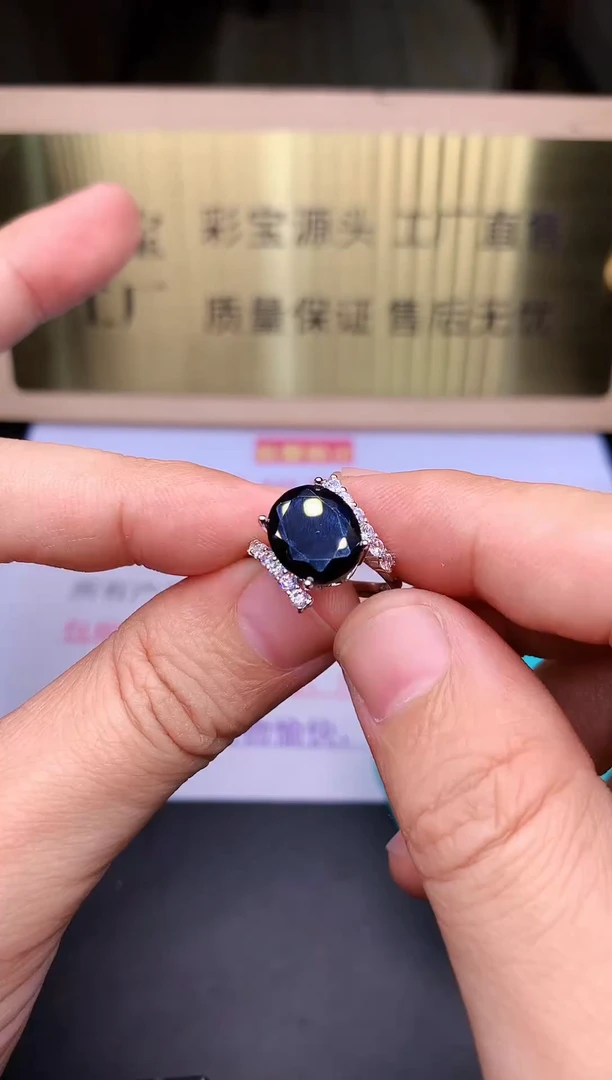 【闪购商品】蓝宝石戒指银S925镶嵌........