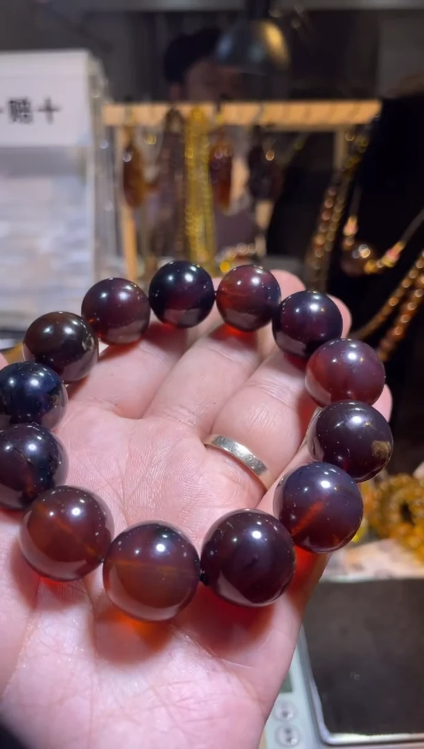 裸石琥珀未镶嵌紫罗兰 灵草珀卡18手串