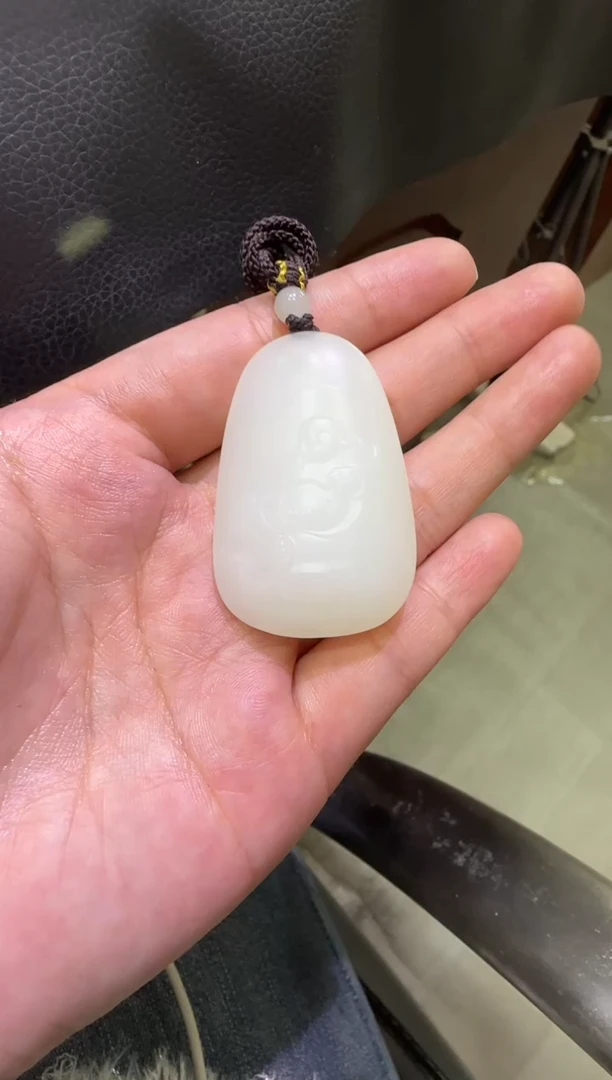 吊坠(赠链)未镶嵌和田玉天泰白玉佛公 （产地直发）