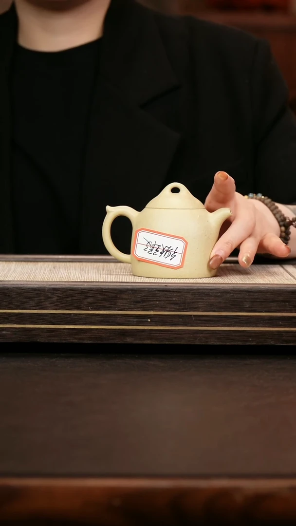 茶壶紫砂原矿本绿 秦权 微瑕
