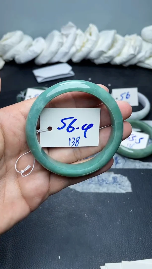 未镶嵌手镯翡翠138