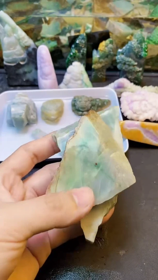 颈饰未镶嵌翡翠天然翡翠013