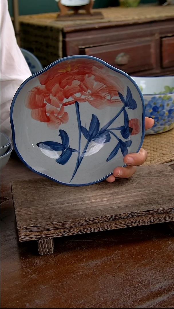 瓷片7英寸花口盘-红牡丹