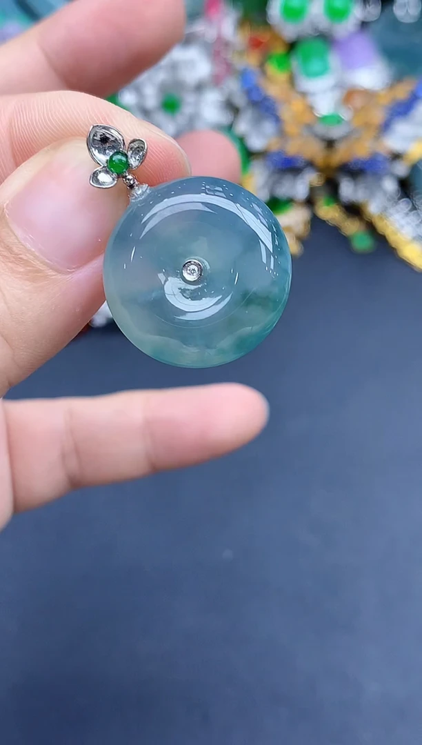 颈饰18K金镶嵌翡翠207-春日珠宝