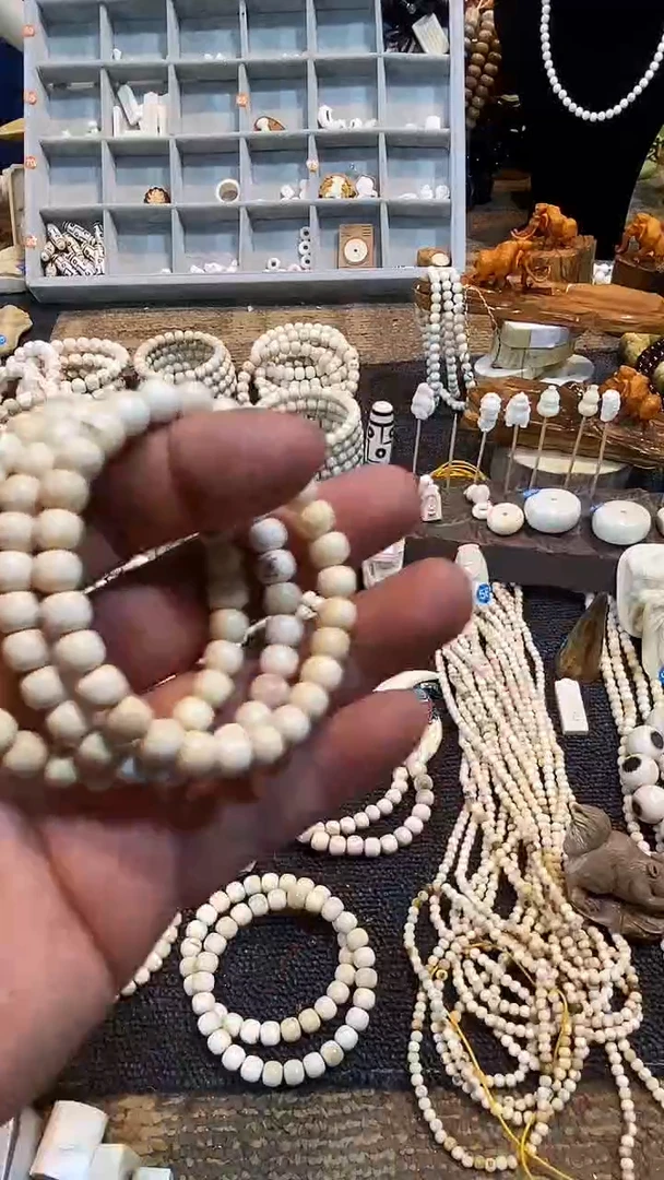 泥塑小把玩件摆件