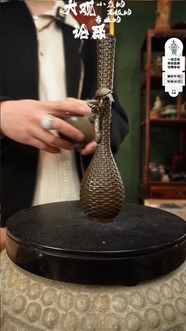 【闪购商品】瓷片大观论器花瓶